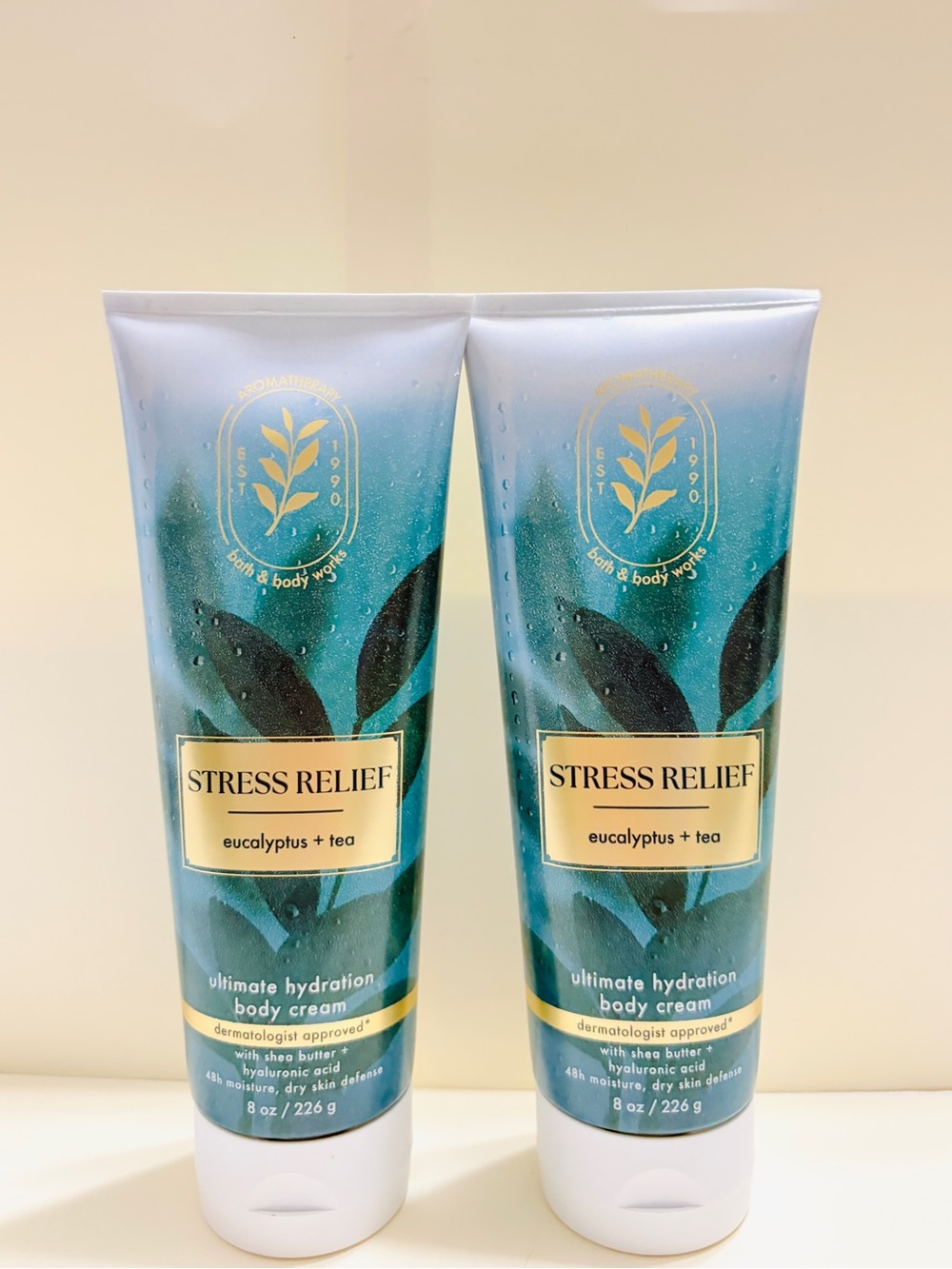 Bath & Body Works Stress Relief eucalyptus + tea hydration cream pack of 2